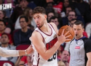 关于雄鹿爆发新星，格林刷新纪录，官方宣布新规球队迎来希望！的信息