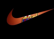 德罗巴在日本队比赛中重返赛场，刷新纪录引发热议！赛场气氛高涨